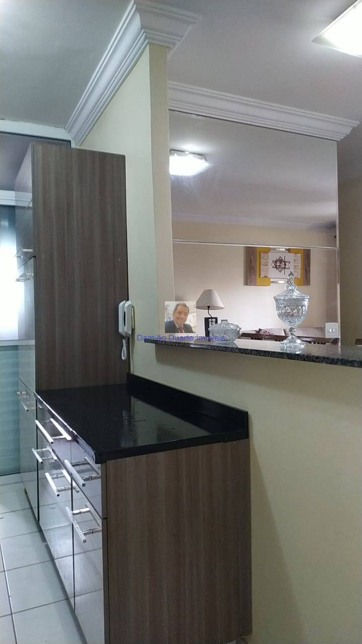 Apartamento à venda com 3 quartos, 68m² - Foto 20