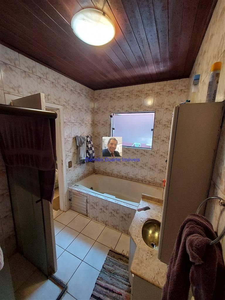 Casa à venda com 3 quartos, 190m² - Foto 27