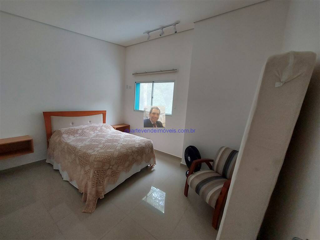 Casa à venda com 3 quartos, 335m² - Foto 25