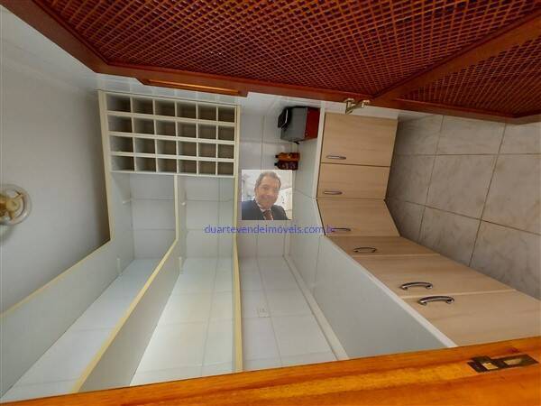 Casa de Condomínio à venda e aluguel com 3 quartos, 237m² - Foto 19