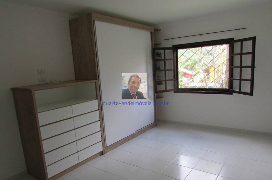 Casa à venda com 3 quartos, 230m² - Foto 34