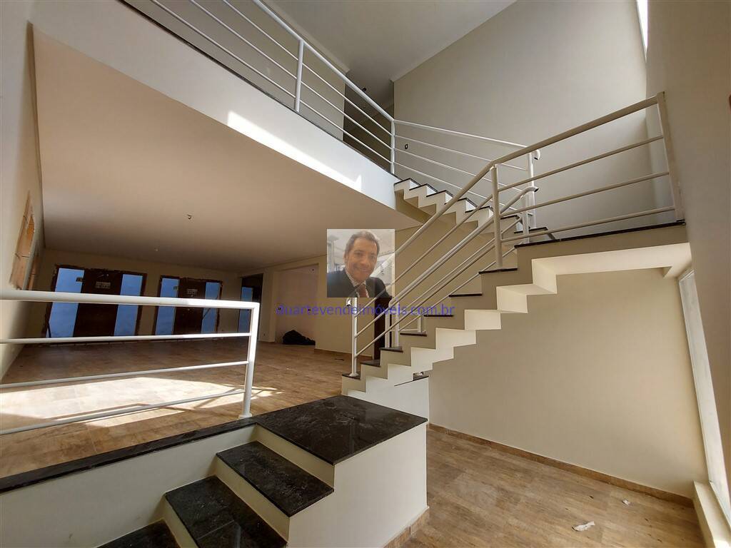 Casa à venda e aluguel com 3 quartos, 260m² - Foto 4