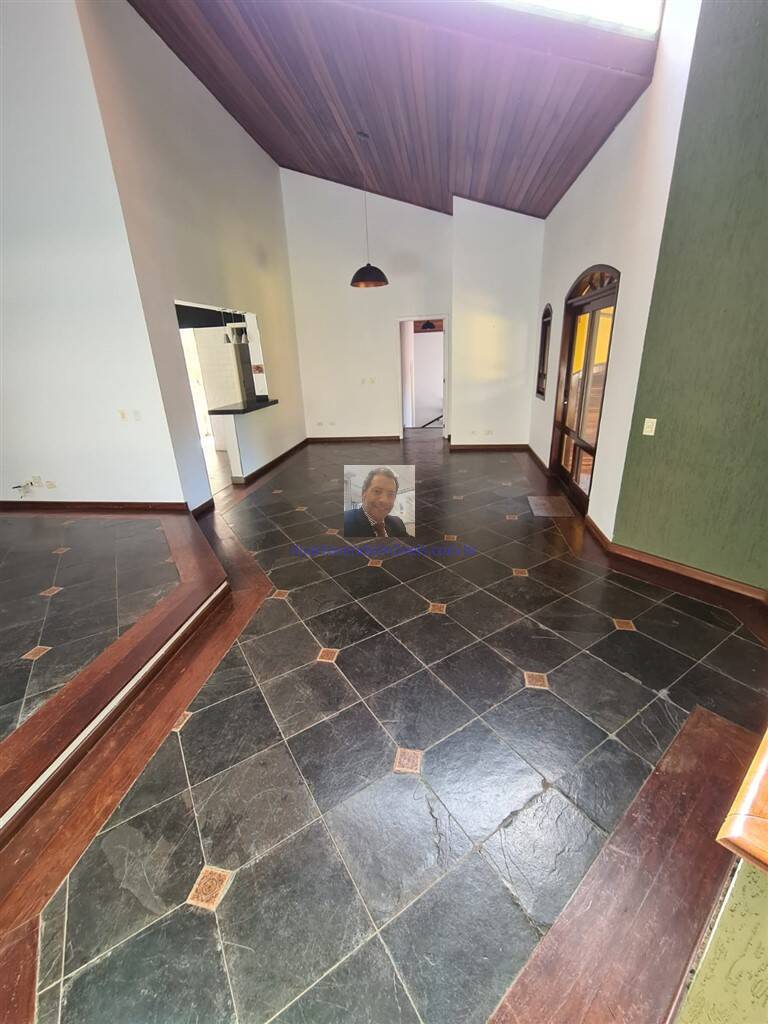 Casa à venda e aluguel com 3 quartos, 289m² - Foto 29