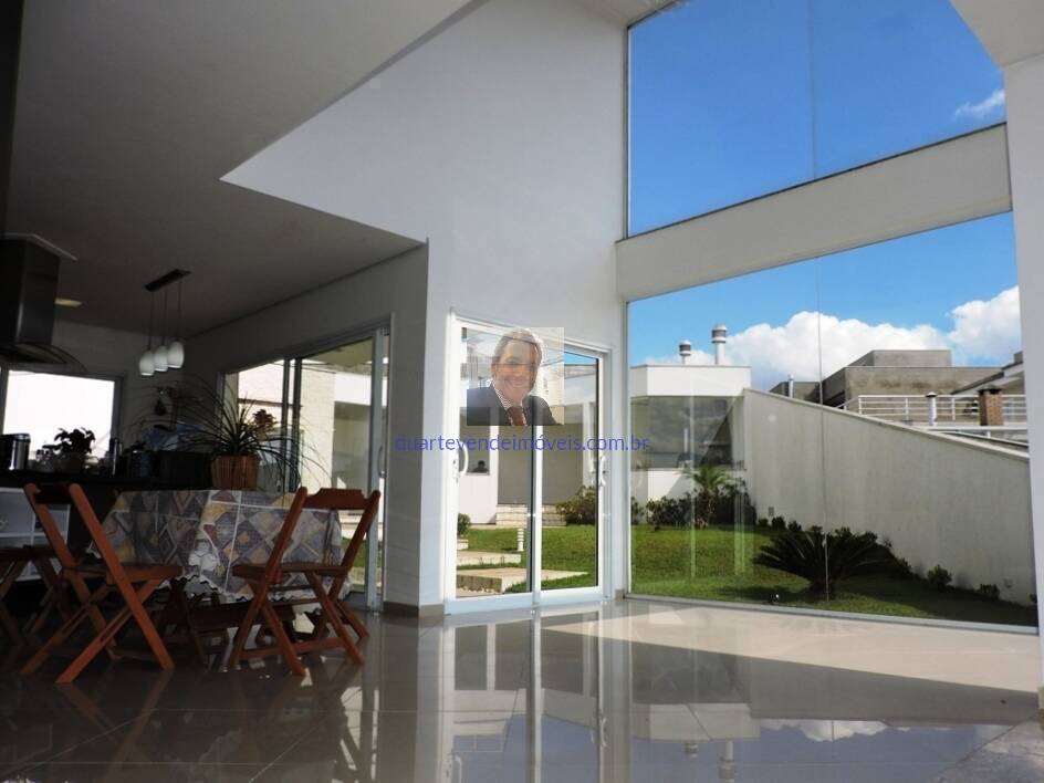 Casa à venda com 4 quartos, 450m² - Foto 18