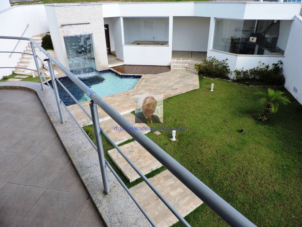 Casa à venda com 4 quartos, 450m² - Foto 27