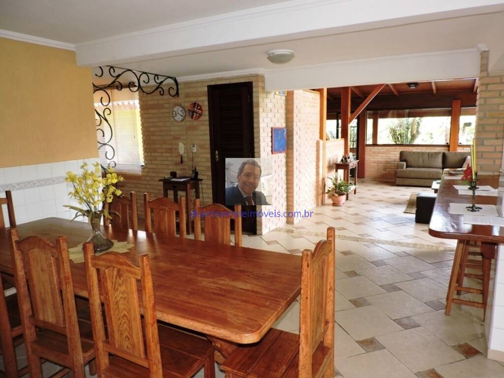 Casa à venda com 5 quartos, 530m² - Foto 10