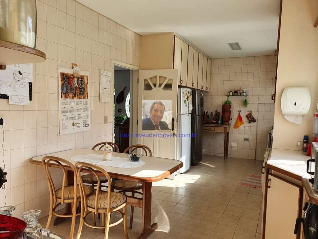 Casa à venda com 3 quartos, 320m² - Foto 18