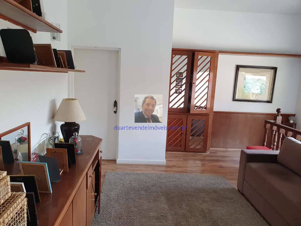 Casa à venda com 3 quartos, 320m² - Foto 20