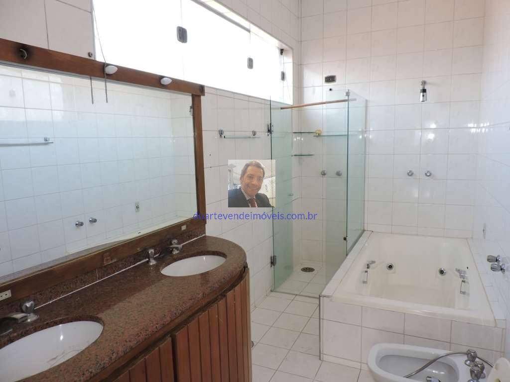 Casa à venda com 3 quartos, 320m² - Foto 26