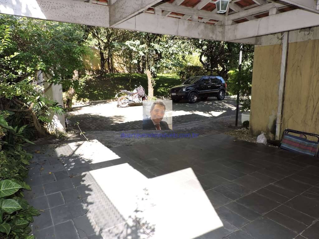 Casa à venda com 6 quartos, 180m² - Foto 24