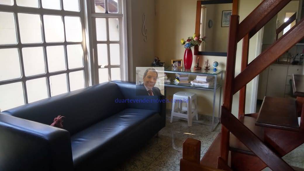 Casa à venda com 6 quartos, 180m² - Foto 58