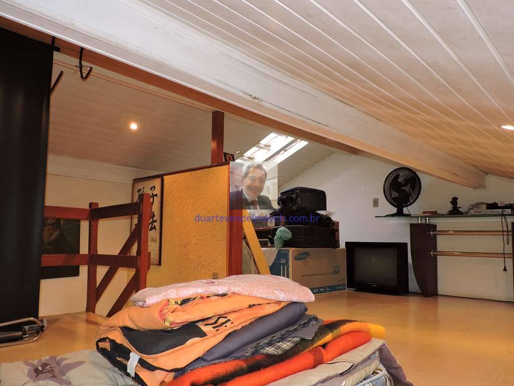 Casa à venda com 6 quartos, 180m² - Foto 77