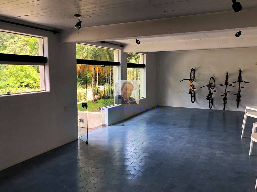 Casa à venda e aluguel com 4 quartos, 578m² - Foto 33