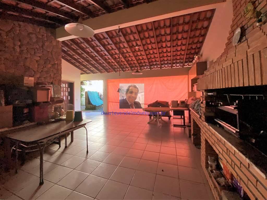 Casa à venda com 4 quartos, 304m² - Foto 27