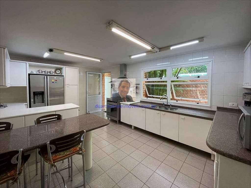 Casa à venda com 3 quartos, 313m² - Foto 26