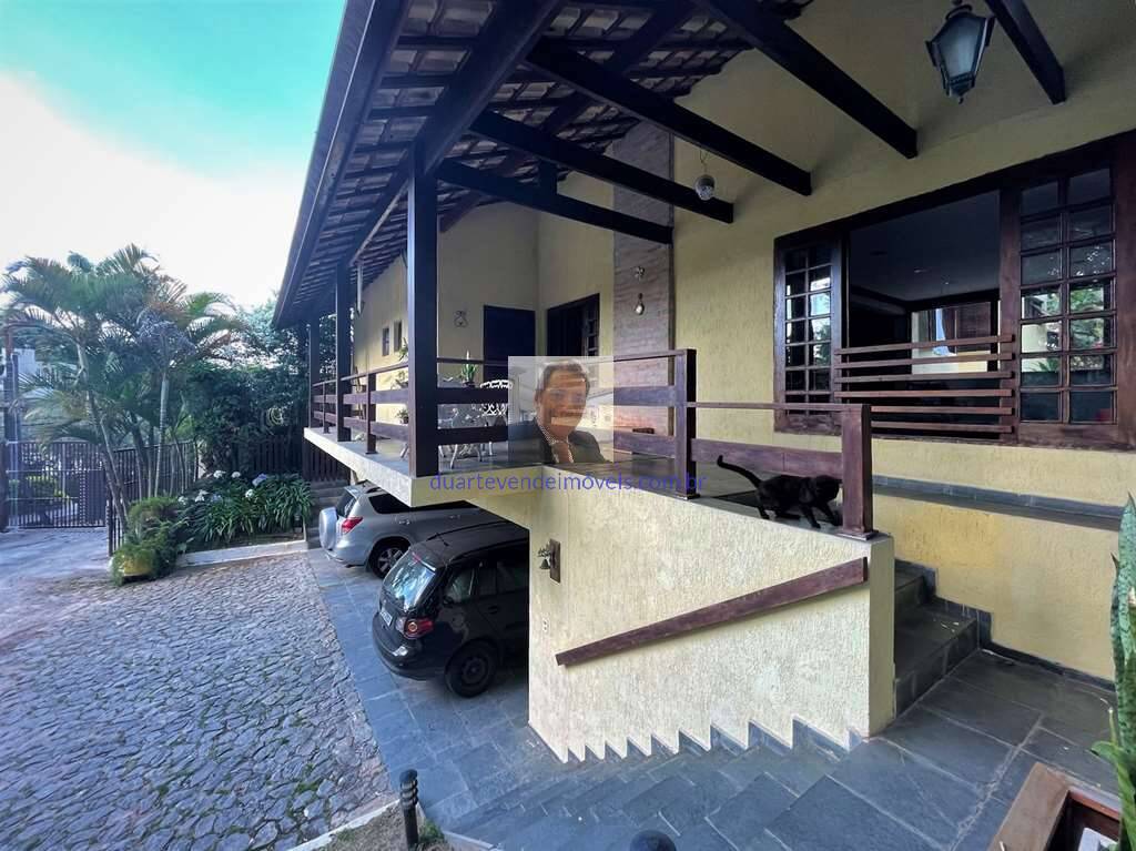 Casa à venda com 4 quartos, 220m² - Foto 4