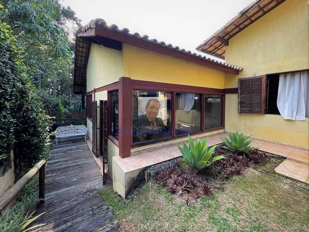 Casa à venda com 4 quartos, 220m² - Foto 16