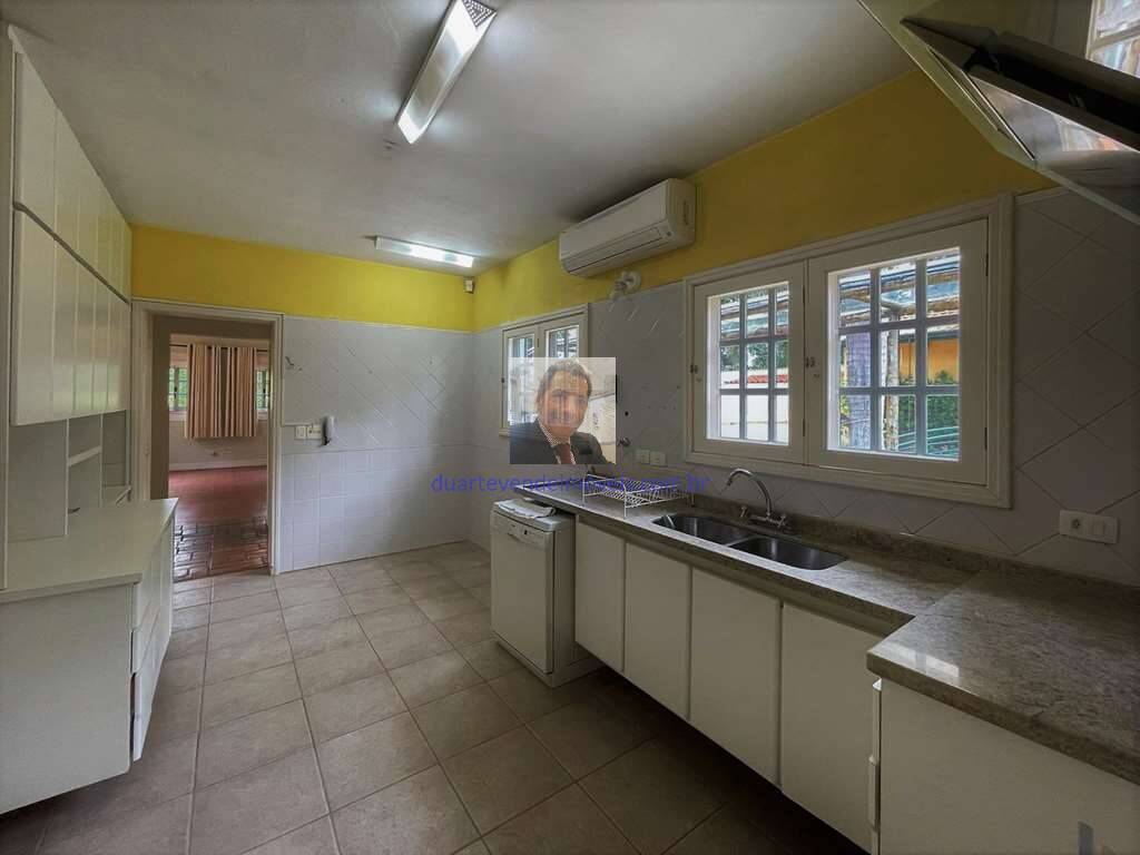 Casa à venda com 4 quartos, 800m² - Foto 13