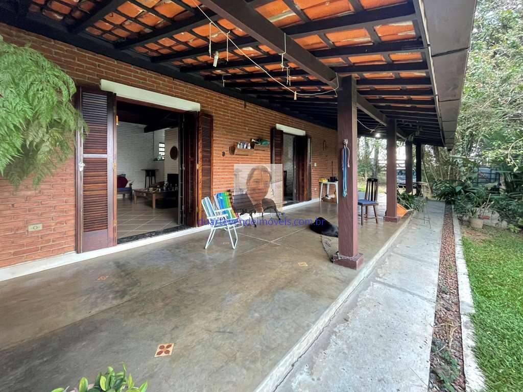 Fazenda à venda com 4 quartos, 209m² - Foto 1