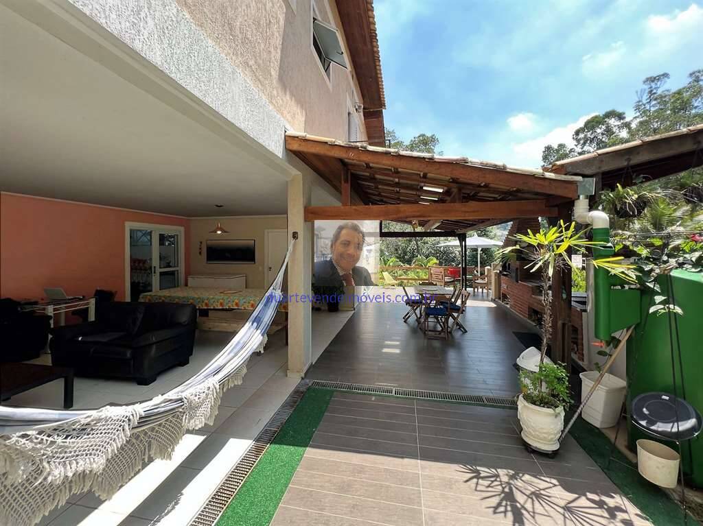 Casa à venda com 4 quartos, 400m² - Foto 27