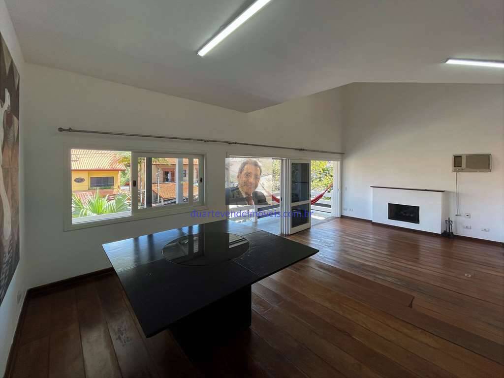 Casa à venda com 5 quartos, 285m² - Foto 10