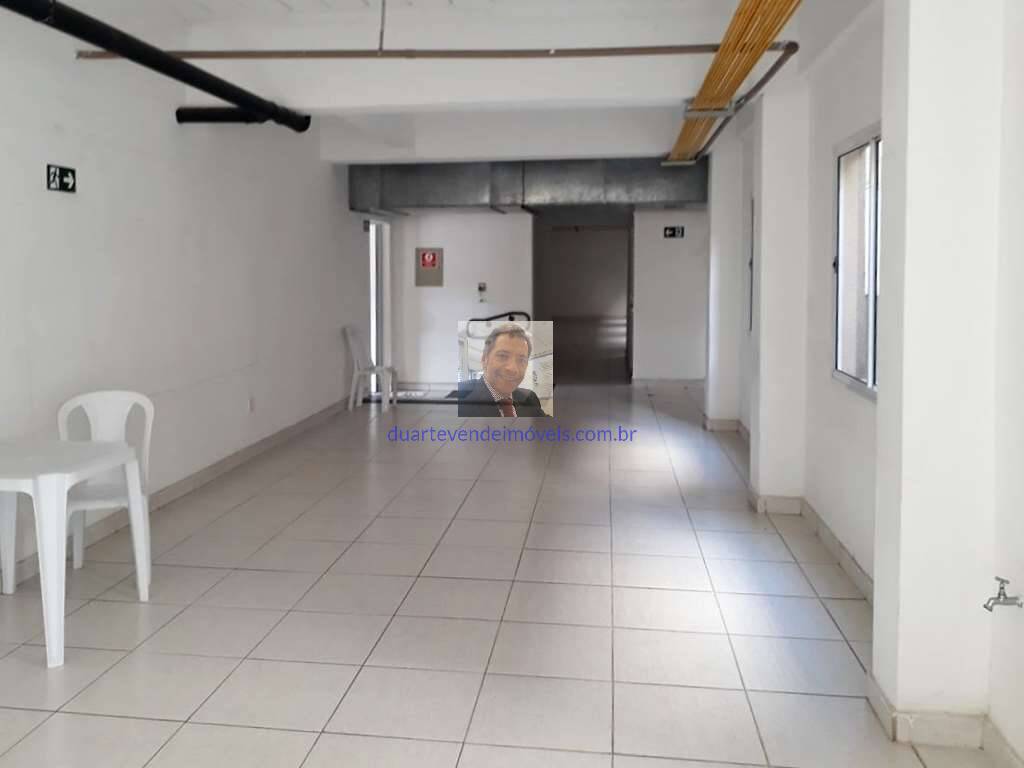 Apartamento à venda com 3 quartos, 60m² - Foto 13