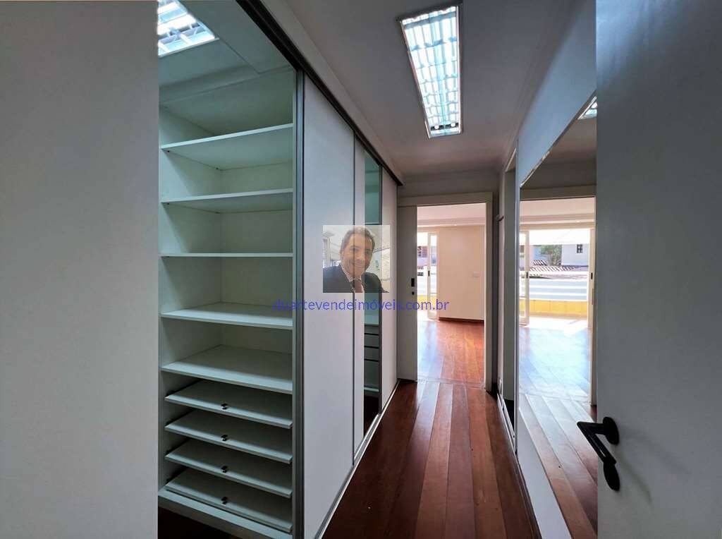 Casa à venda com 4 quartos, 360m² - Foto 47