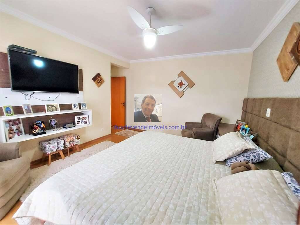 Casa à venda com 4 quartos, 368m² - Foto 34