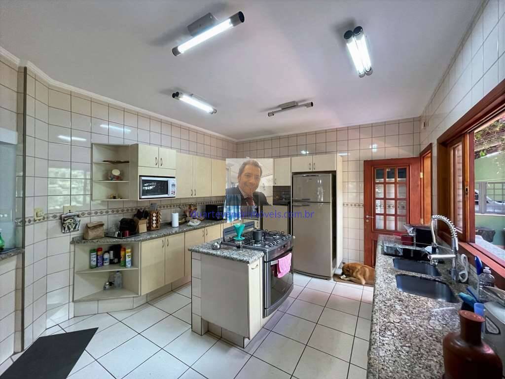 Casa à venda com 4 quartos, 444m² - Foto 18