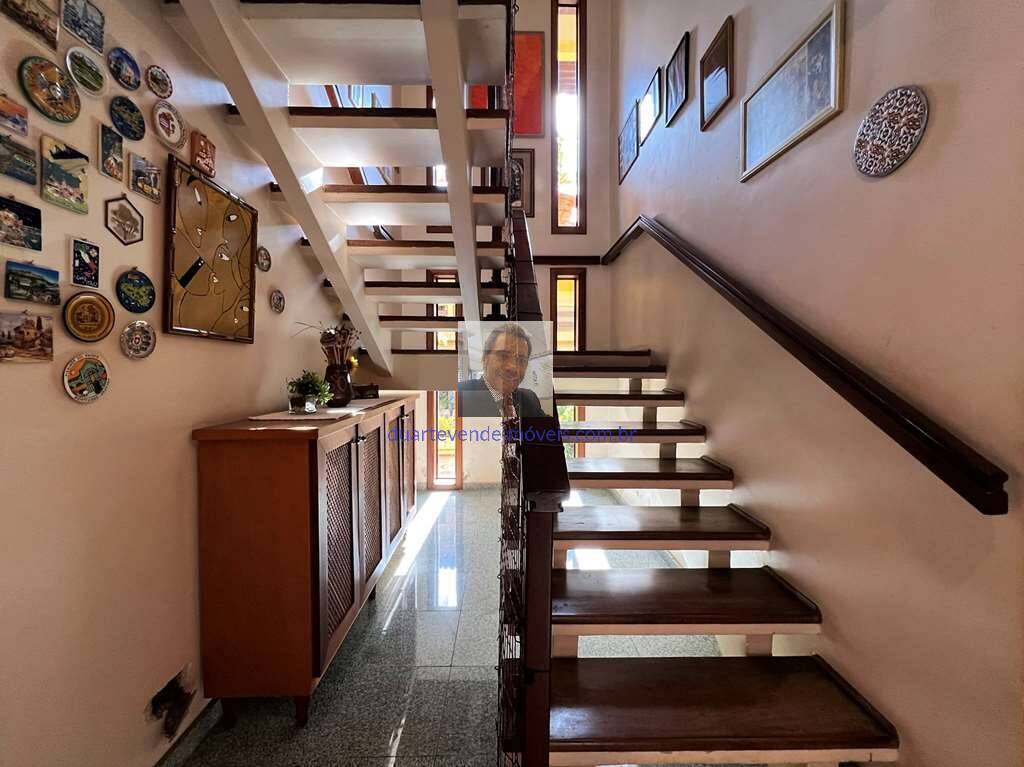 Casa à venda com 4 quartos, 282m² - Foto 18