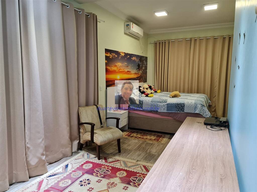 Casa à venda com 3 quartos, 320m² - Foto 31