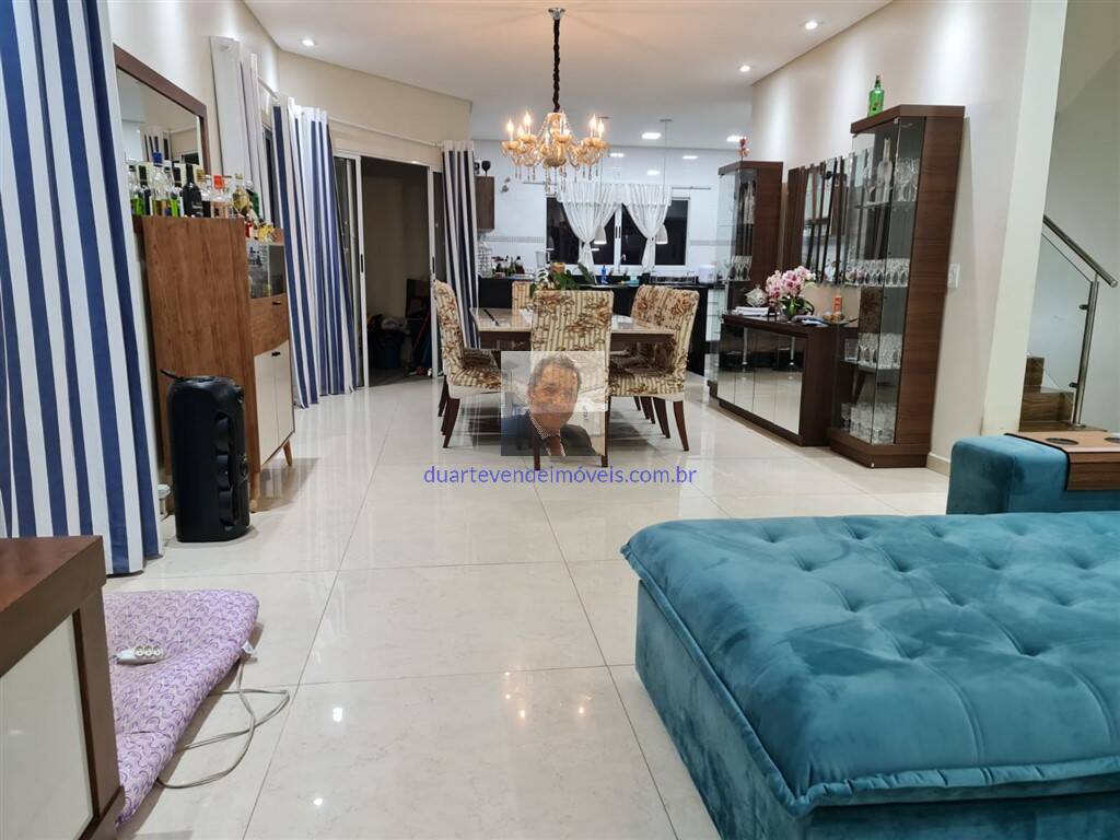 Casa à venda com 3 quartos, 320m² - Foto 42