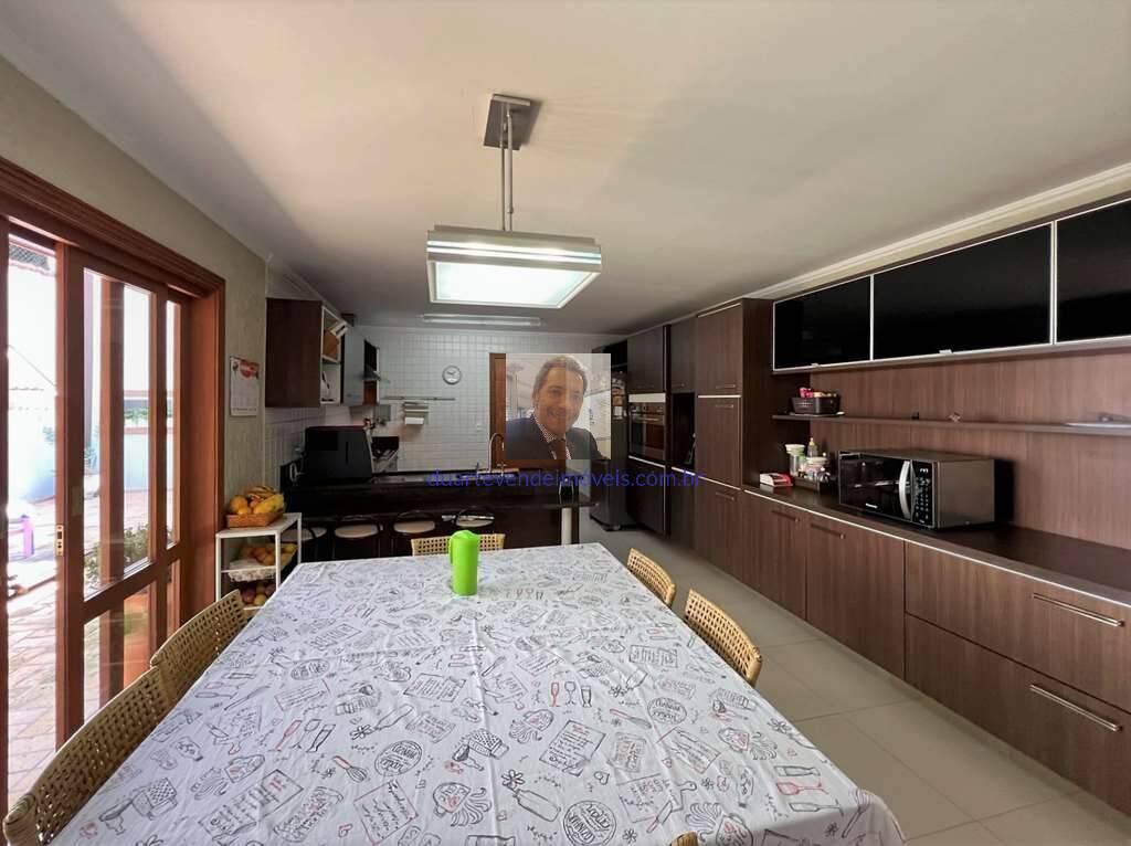 Casa à venda com 5 quartos, 440m² - Foto 30