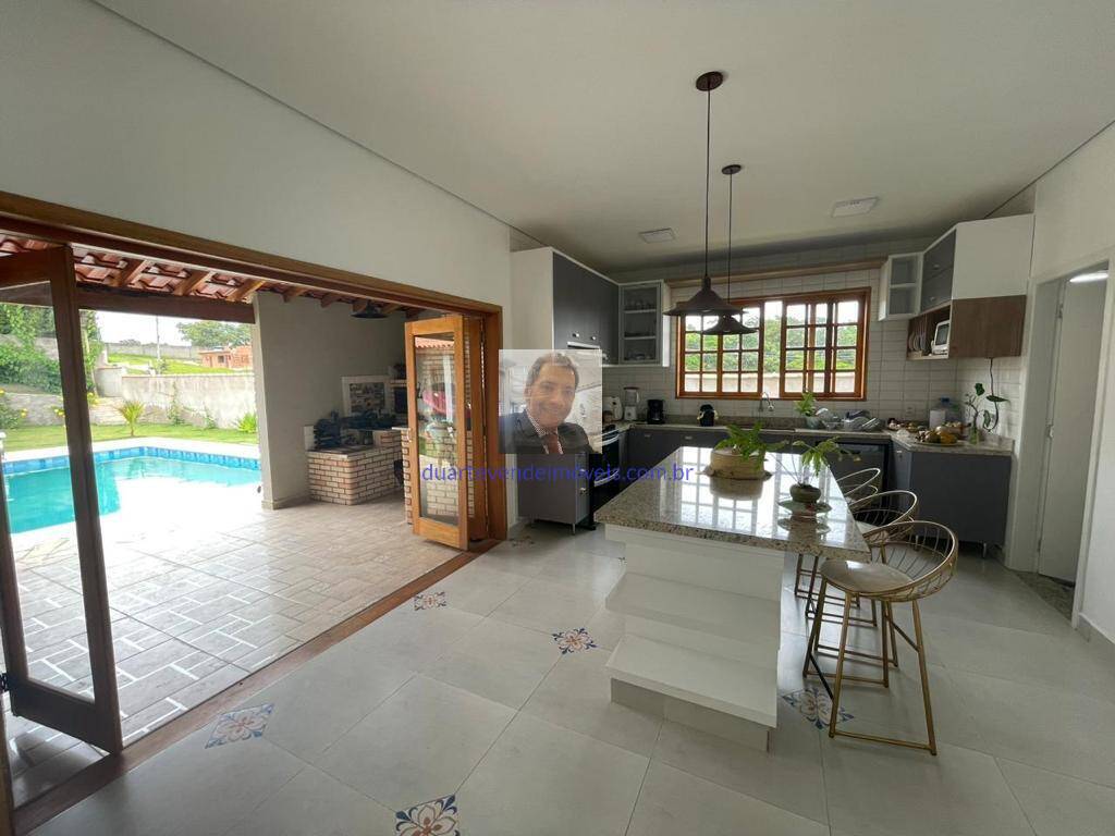 Casa à venda com 4 quartos, 363m² - Foto 17