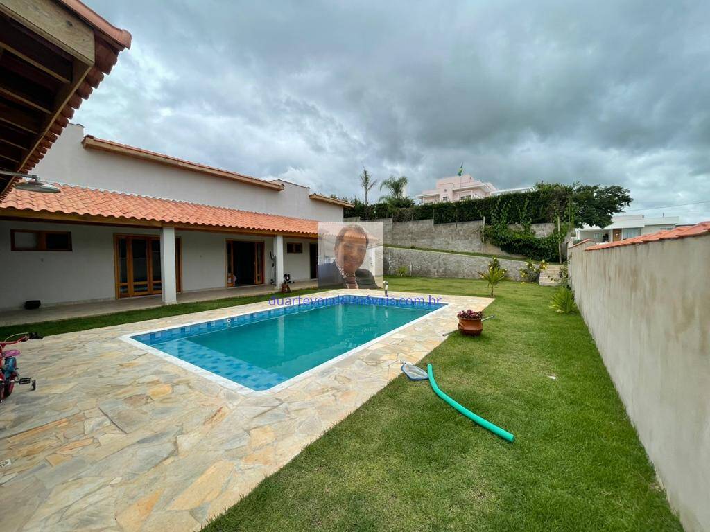 Casa à venda com 4 quartos, 363m² - Foto 26