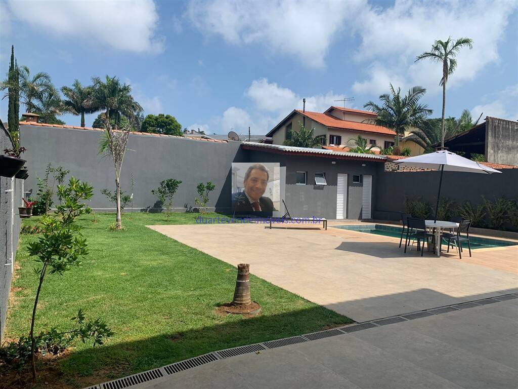 Casa à venda com 4 quartos, 297m² - Foto 29