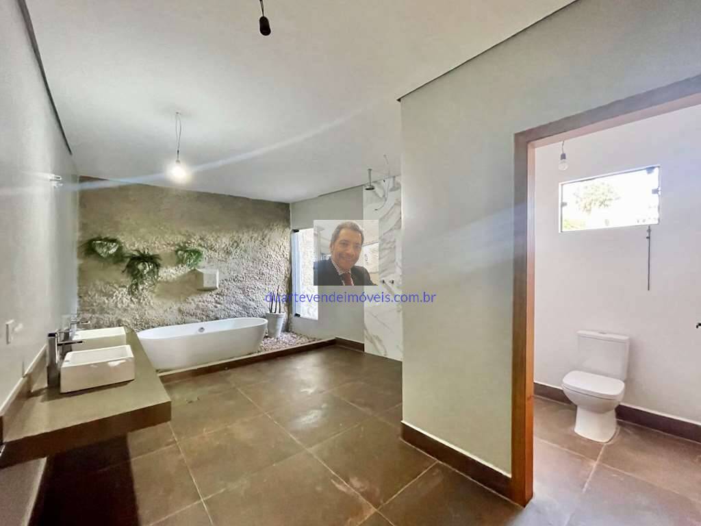 Casa de Condomínio à venda com 4 quartos, 400m² - Foto 37