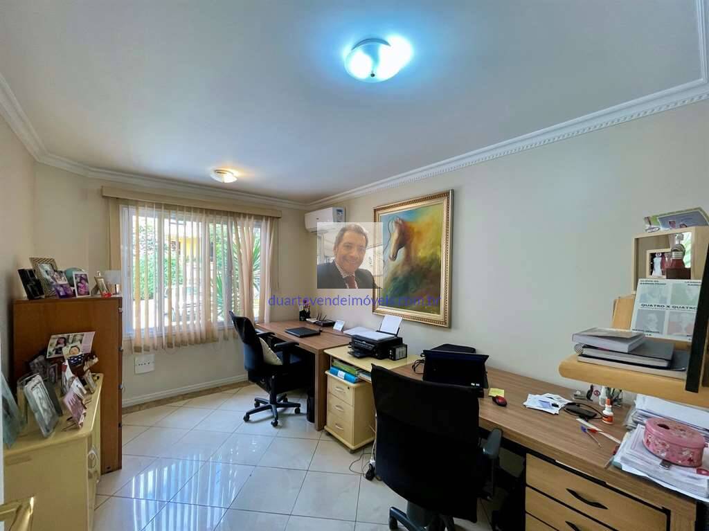 Casa à venda com 4 quartos, 632m² - Foto 14