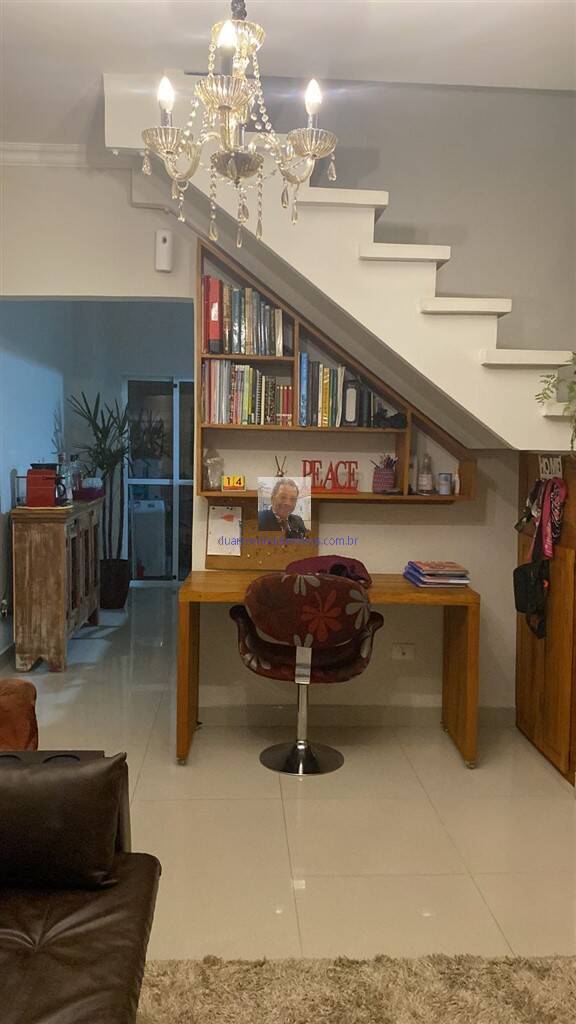 Casa à venda com 2 quartos, 62m² - Foto 10