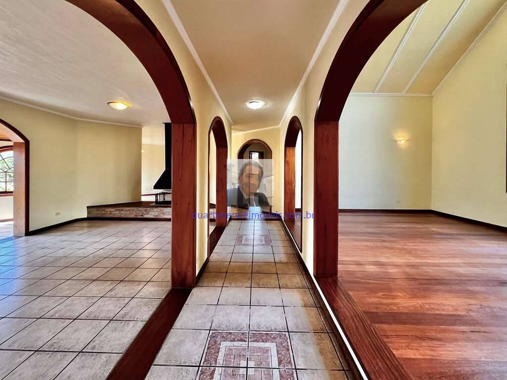 Casa à venda com 4 quartos, 586m² - Foto 8