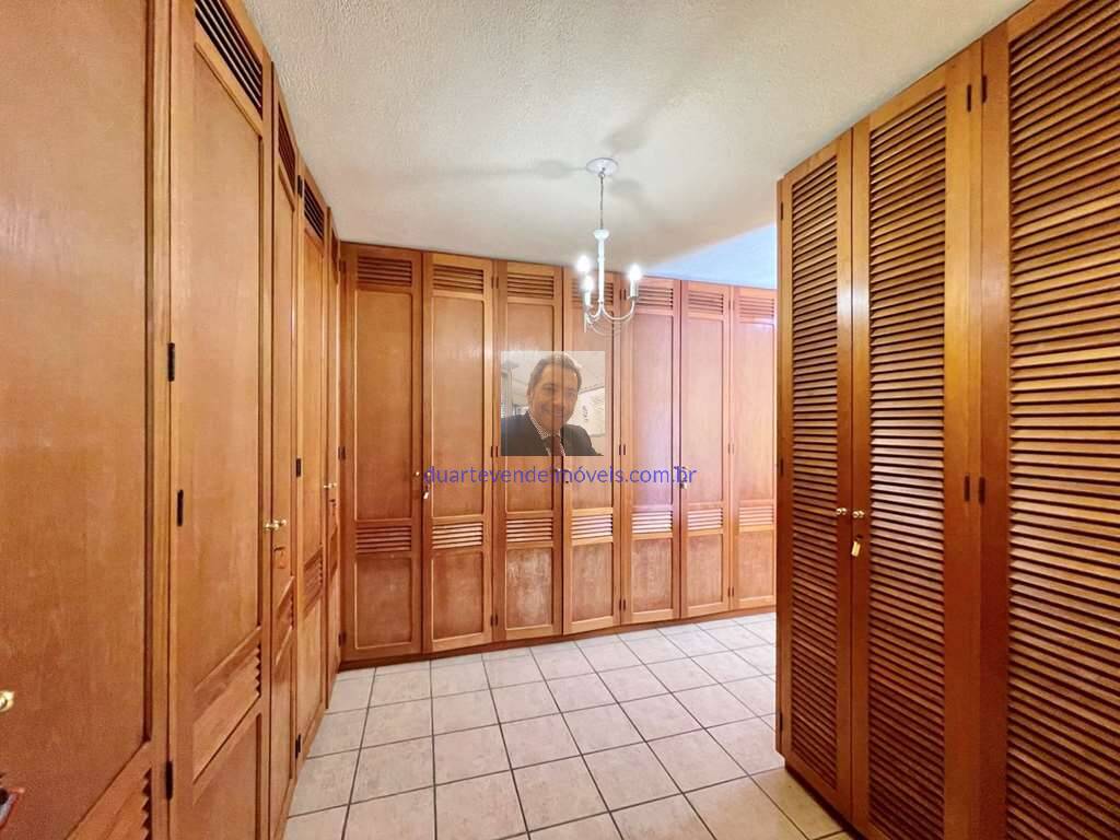 Casa à venda com 4 quartos, 586m² - Foto 32