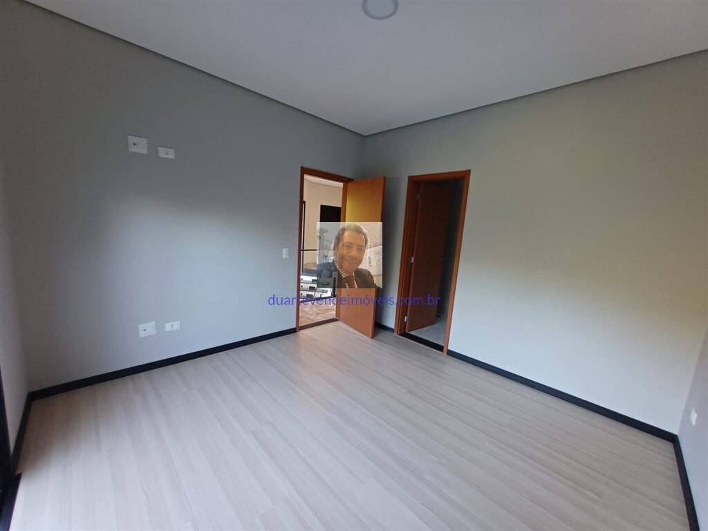 Casa à venda com 3 quartos, 129m² - Foto 13