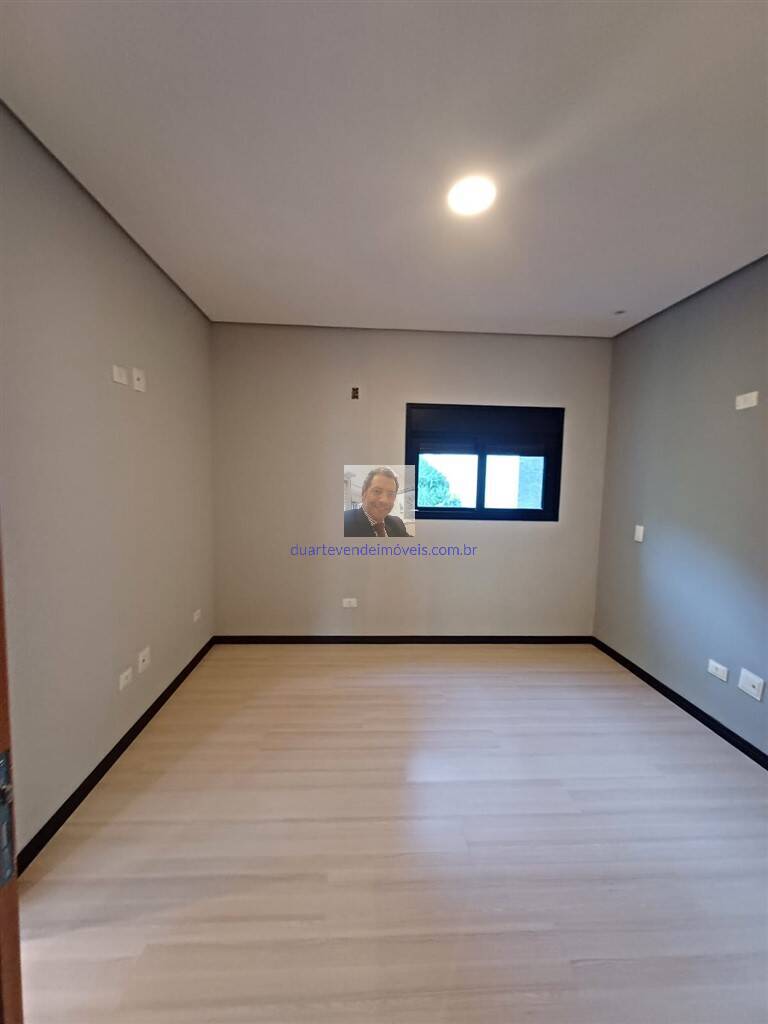 Casa à venda com 3 quartos, 129m² - Foto 11