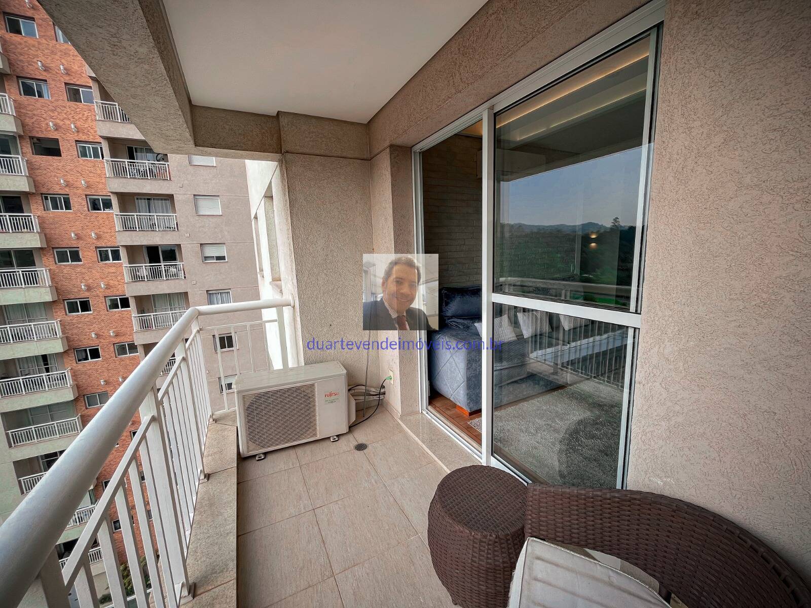 Apartamento à venda com 2 quartos, 66m² - Foto 1