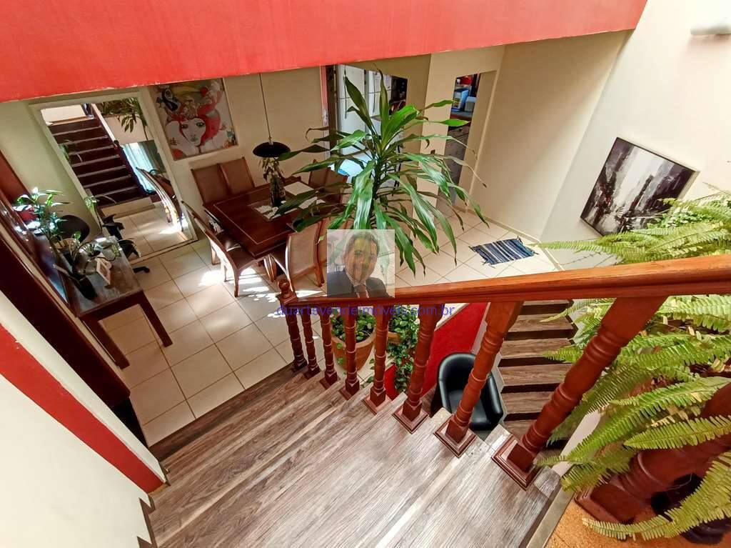 Casa à venda com 4 quartos, 359m² - Foto 41