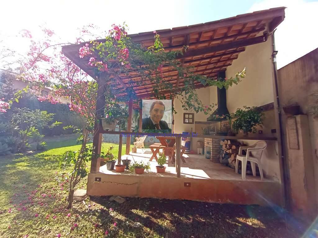 Casa à venda com 4 quartos, 359m² - Foto 63