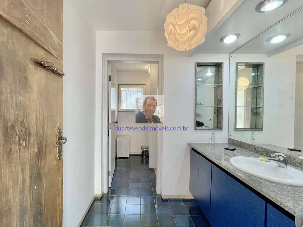 Casa à venda com 6 quartos, 881m² - Foto 18