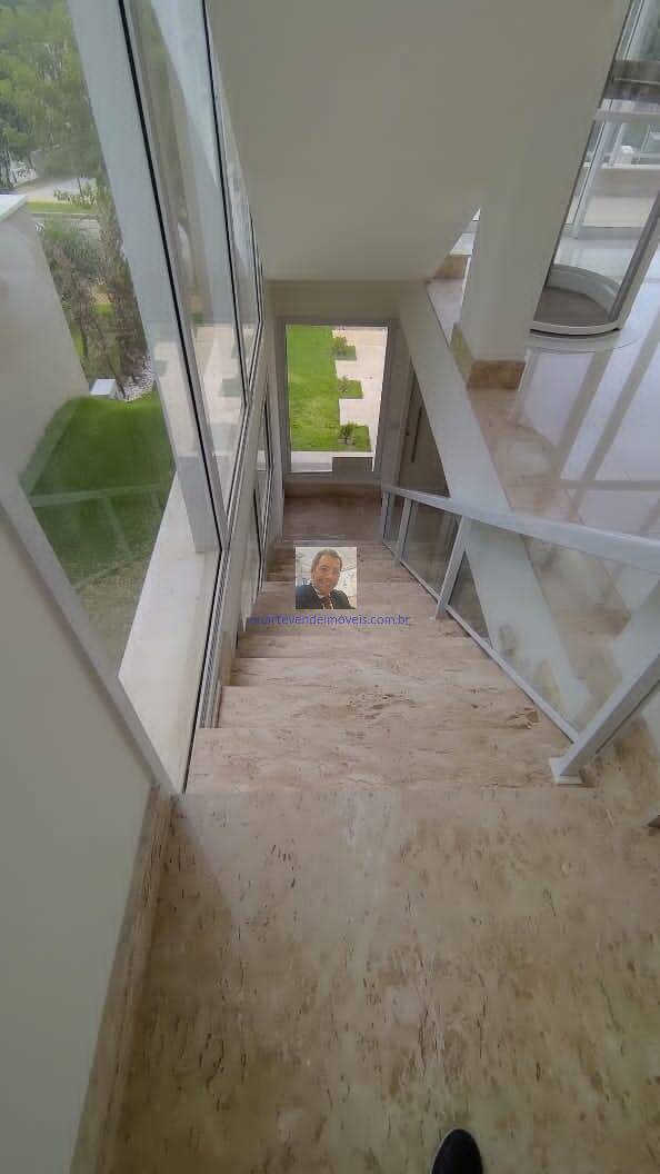 Casa à venda com 4 quartos, 430m² - Foto 8