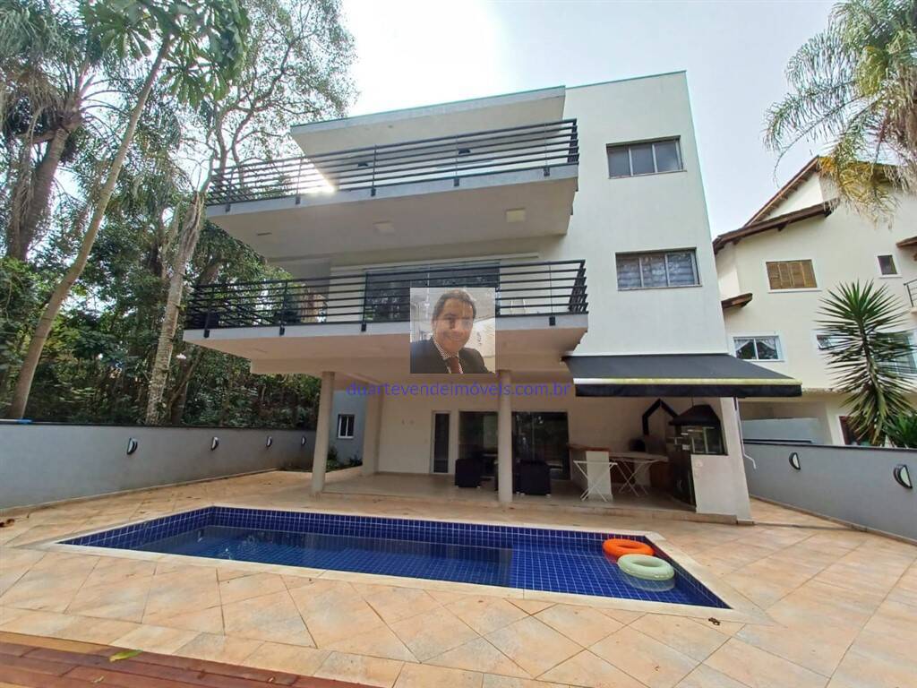 Casa à venda e aluguel com 3 quartos, 550m² - Foto 1