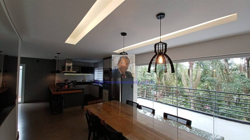 Casa à venda e aluguel com 3 quartos, 550m² - Foto 38